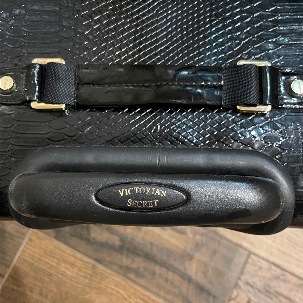 Victoria's Secret Shiny Black Textured Carry-On - Picture 7 of 9